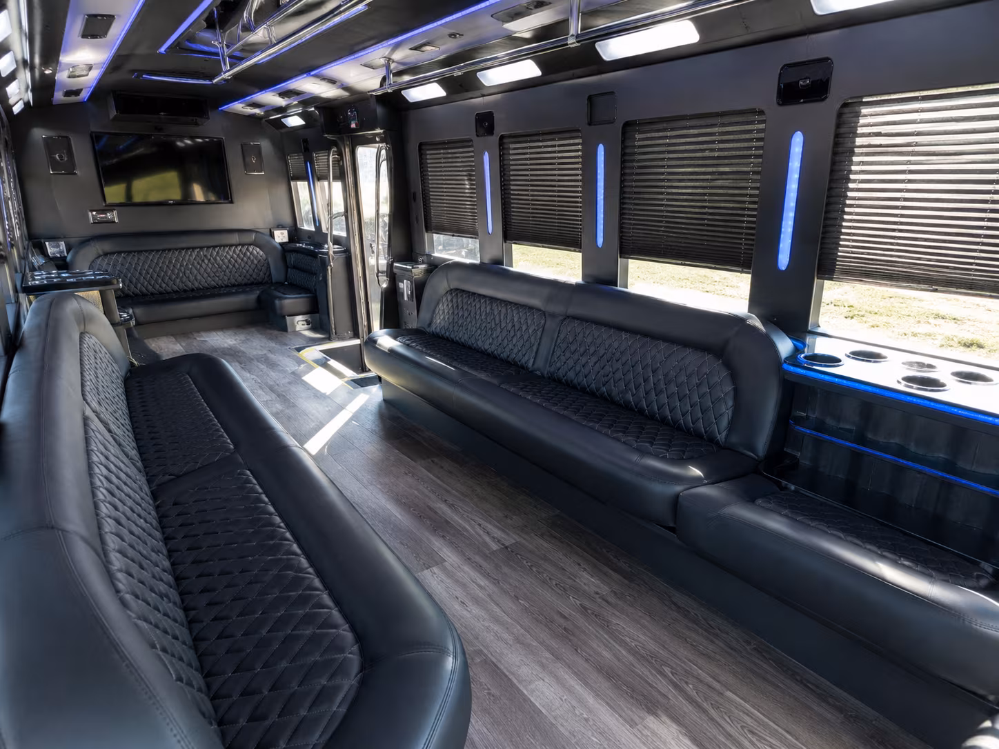lynn bus rentals