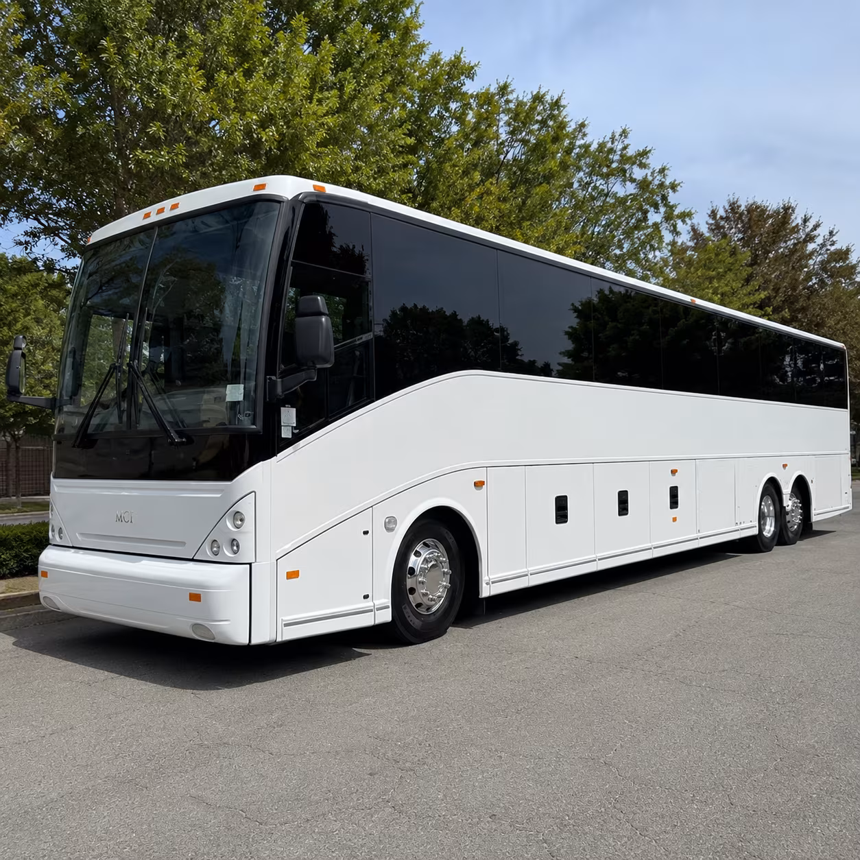 lynn charter bus rental