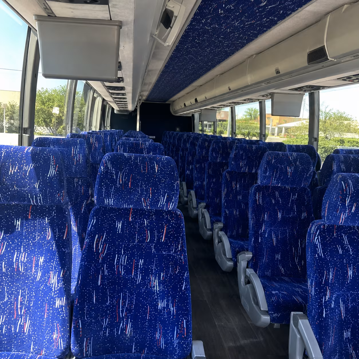 quincy bus rentals