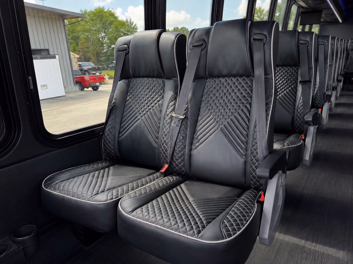 quincy charter bus rental